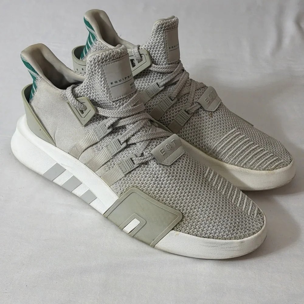 adidas smoke free